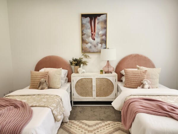 Recreate your favourite looks, a contemporary coastal style twin single bedroom with pink accents.